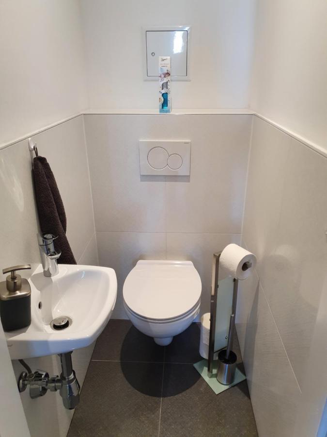 Smarte Dachgeschosswohnung Mit 2 Terrassen Direkt Am Hauptbahnhof Vienna Luaran gambar